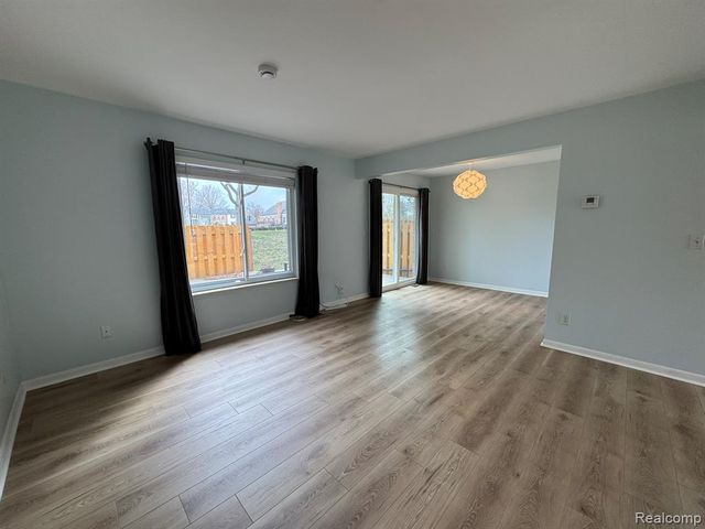 3367 Burbank Drive, Ann Arbor, MI 48105