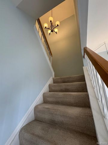 3367 Burbank Drive, Ann Arbor, MI 48105