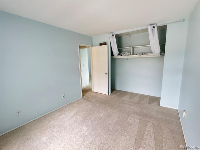 3367 Burbank Drive, Ann Arbor, MI 48105