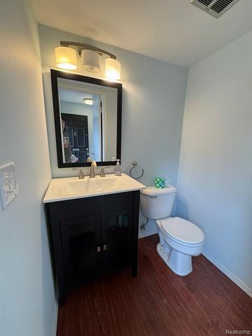 3367 Burbank Drive, Ann Arbor, MI 48105