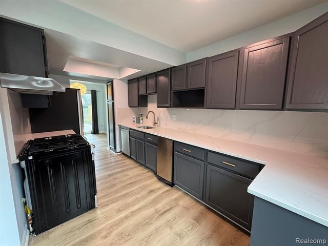 3367 Burbank Drive, Ann Arbor, MI 48105