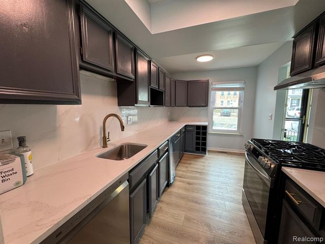 3367 Burbank Drive, Ann Arbor, MI 48105