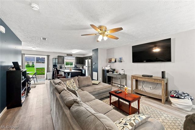 220 Emily Drive, Madison, OH 44057