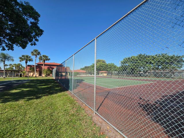 5975 Forest Hill Boulevard, West Palm Beach, FL 33415