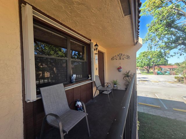 5975 Forest Hill Boulevard, West Palm Beach, FL 33415