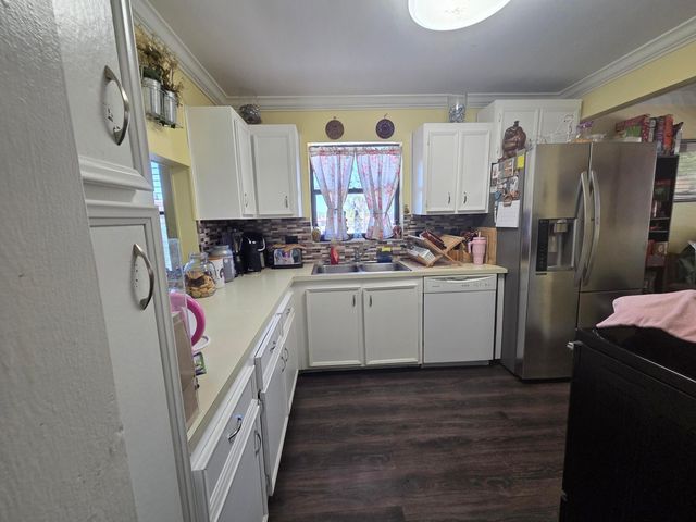 5975 Forest Hill Boulevard, West Palm Beach, FL 33415