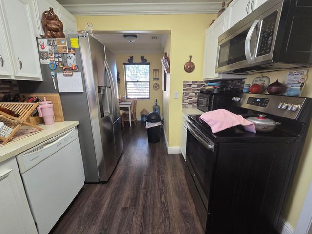 5975 Forest Hill Boulevard, West Palm Beach, FL 33415