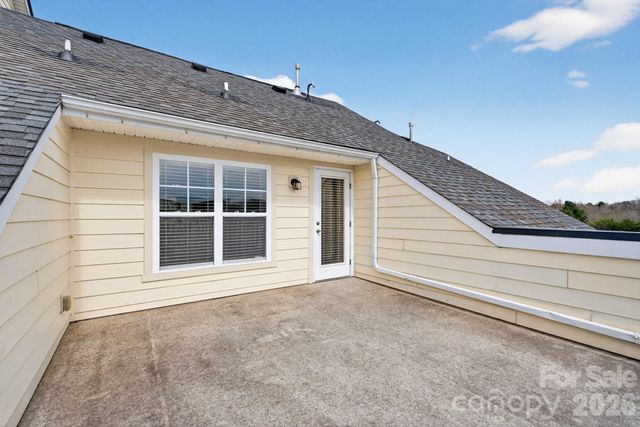 114 Inlet Point Drive, Tega Cay, SC 29708