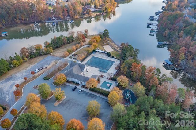 114 Inlet Point Drive, Tega Cay, SC 29708