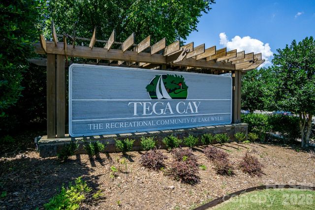 114 Inlet Point Drive, Tega Cay, SC 29708
