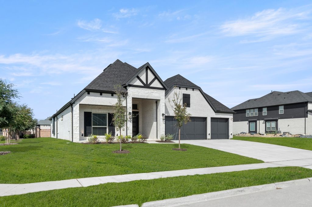 2536 Riverchase Way, Grand Prairie, TX 75054 — photo 2