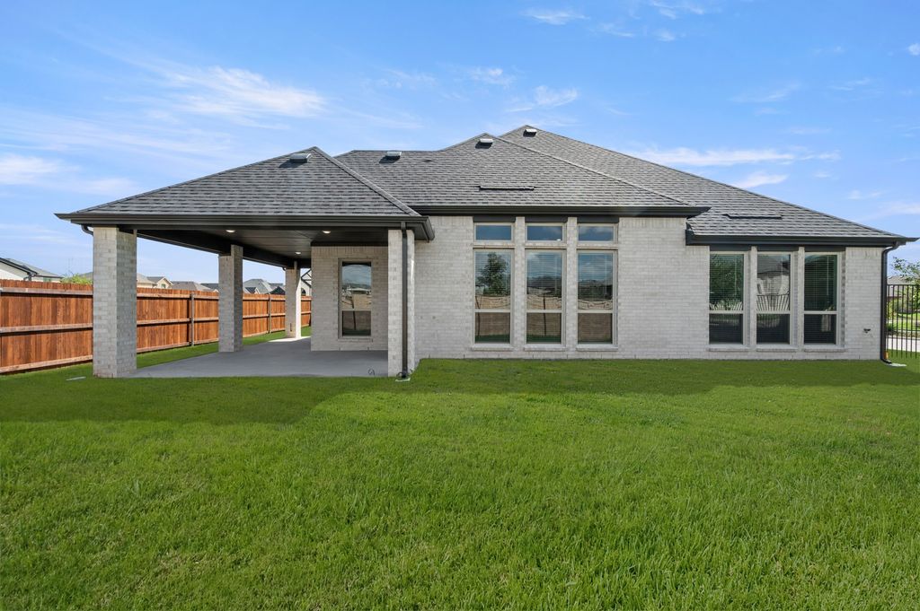 2536 Riverchase Way, Grand Prairie, TX 75054 — photo 4