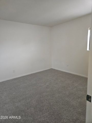 10828 N BILTMORE Drive 118, Phoenix, AZ 85029