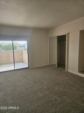 10828 N BILTMORE Drive 118, Phoenix, AZ 85029