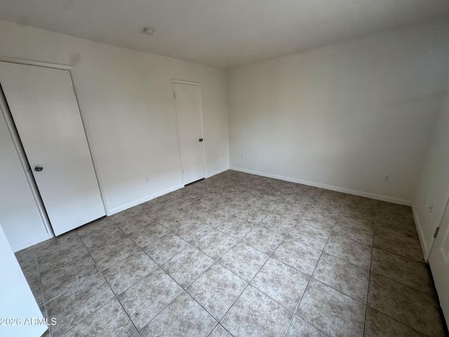 10828 N BILTMORE Drive 118, Phoenix, AZ 85029