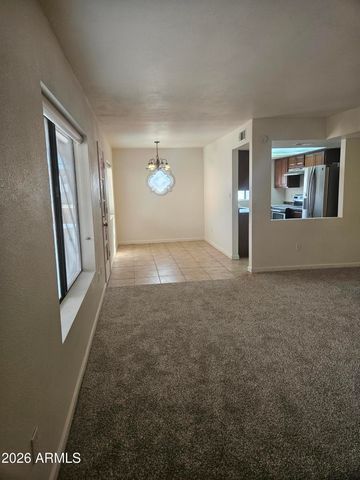 10828 N BILTMORE Drive 118, Phoenix, AZ 85029