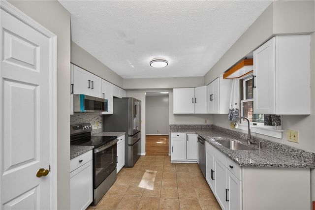 7532 Cinnamon Woods Drive, West Chester Twp, OH 45069