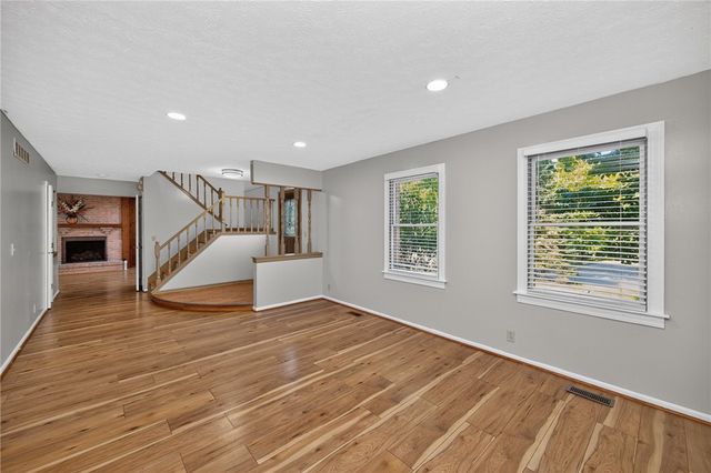 7532 Cinnamon Woods Drive, West Chester Twp, OH 45069