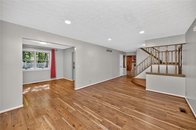 7532 Cinnamon Woods Drive, West Chester Twp, OH 45069