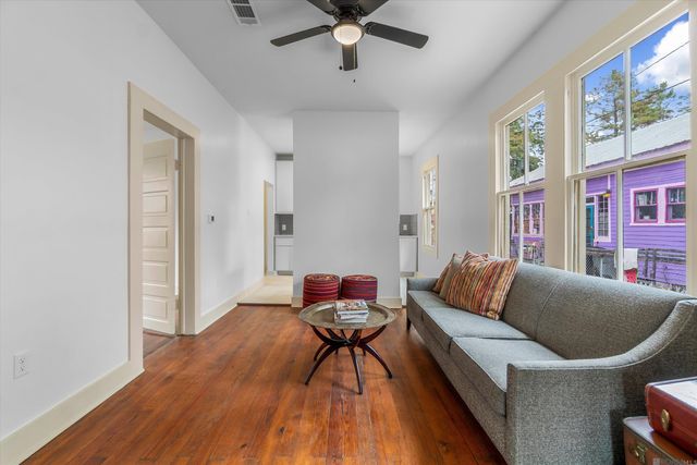 2121 Wisteria St, Baton Rouge, LA 70806