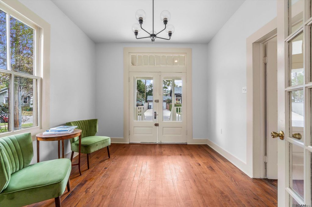 2121 Wisteria St, Baton Rouge, LA 70806