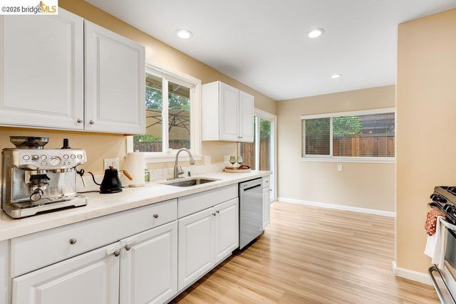 2020 Elinora Dr, Pleasant Hill, CA 94523