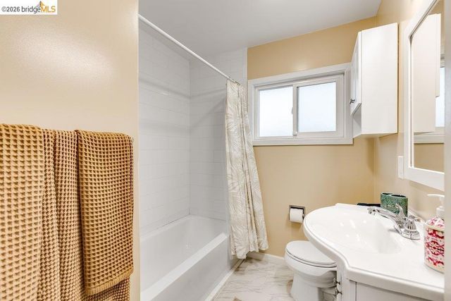 2020 Elinora Dr, Pleasant Hill, CA 94523