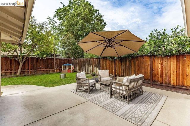 2020 Elinora Dr, Pleasant Hill, CA 94523