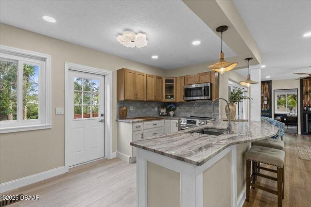 311 Pelican Avenue, Daytona Beach, FL 32118