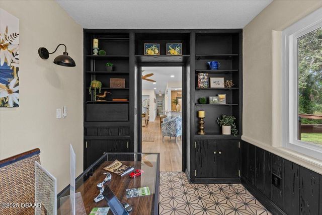 311 Pelican Avenue, Daytona Beach, FL 32118