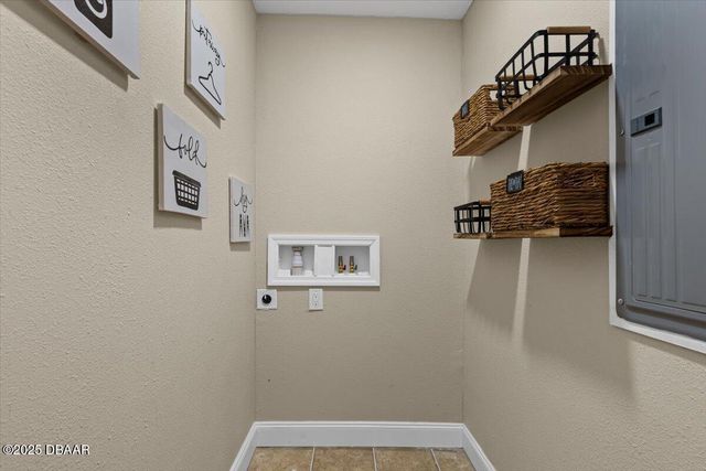 311 Pelican Avenue, Daytona Beach, FL 32118