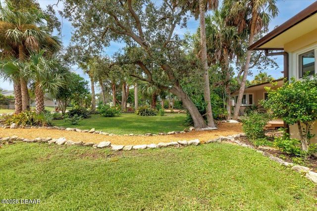 311 Pelican Avenue, Daytona Beach, FL 32118