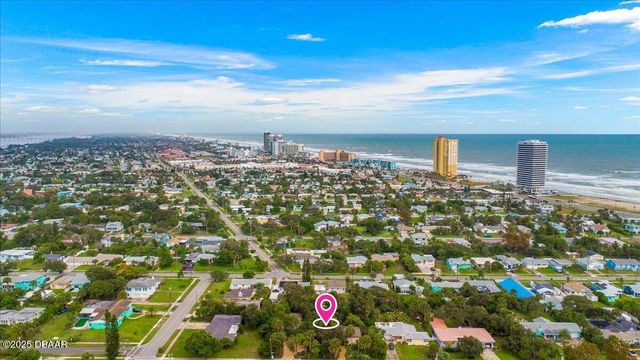 311 Pelican Avenue, Daytona Beach, FL 32118