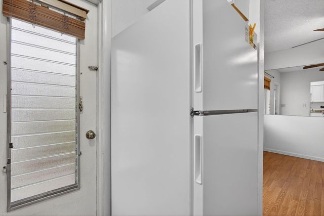 2115 NE 42nd Court 103, Lighthouse Point, FL 33064