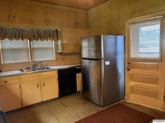 410 S Park Street, Valley, NE 68064