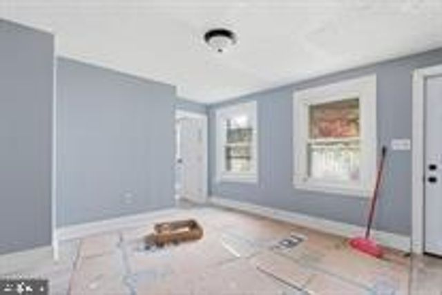 315-317 E BROADWAY, Salem, NJ 08079