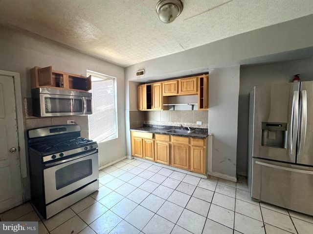 411 ELLWOOD AVE, Baltimore, MD 21224