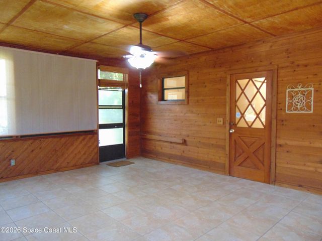 1963 Jackson Avenue, Melbourne, FL 32935