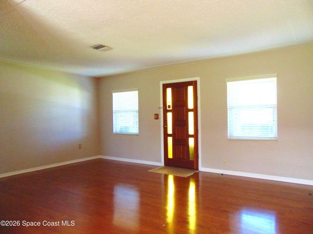 1963 Jackson Avenue, Melbourne, FL 32935
