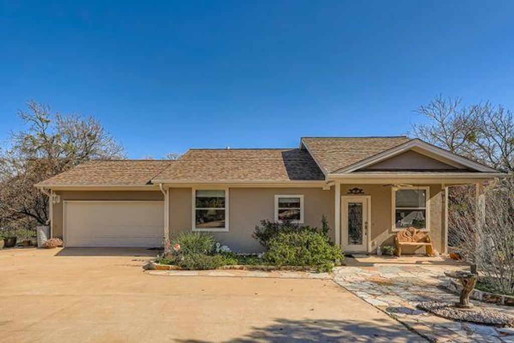 815 Riva Ridge DR, Leander, TX 78641