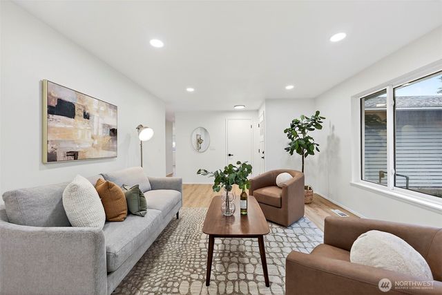 8623 Conifer Court SE, Olympia, WA 98513