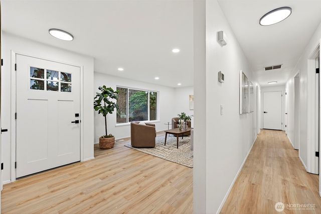 8623 Conifer Court SE, Olympia, WA 98513