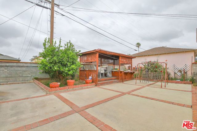 11615 Simms Avenue, Inglewood, CA 90303