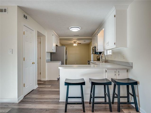 115 Hudgins Farm DR, Yorktown, VA 23692