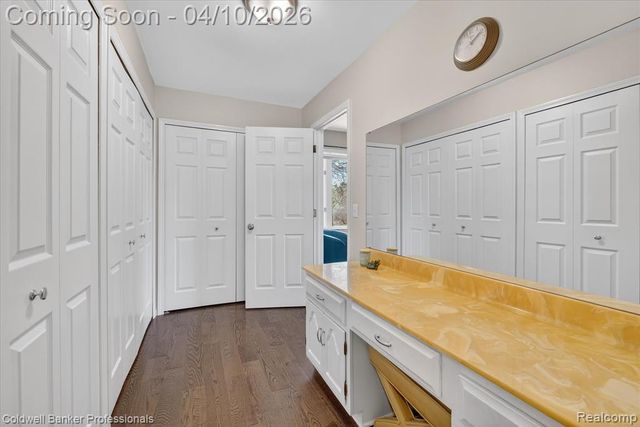 4380 Warwick Circle Drive, Grand Blanc, MI 48439