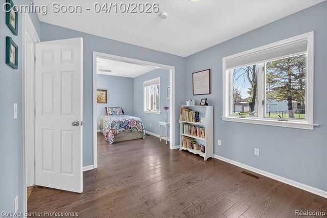 4380 Warwick Circle Drive, Grand Blanc, MI 48439