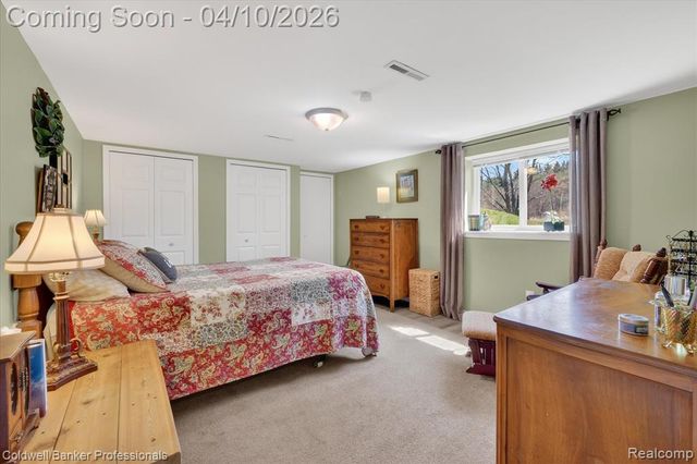 4380 Warwick Circle Drive, Grand Blanc, MI 48439
