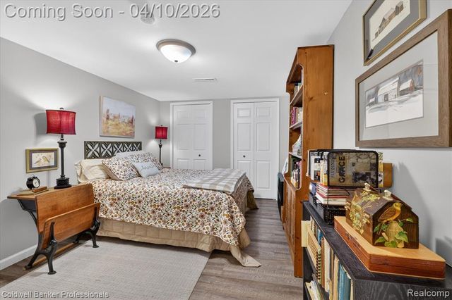 4380 Warwick Circle Drive, Grand Blanc, MI 48439