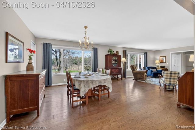 4380 Warwick Circle Drive, Grand Blanc, MI 48439
