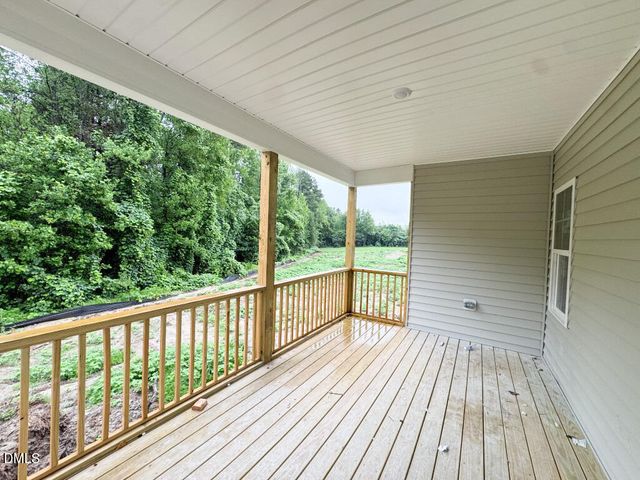 55 Kettle Creek Drive, Zebulon, NC 27597